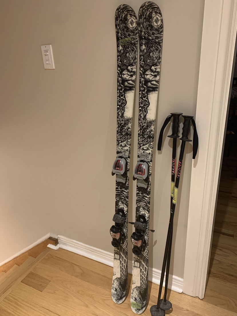 Downhill ski with poles thumbnail