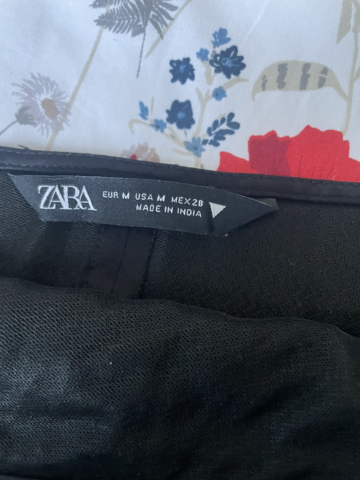 Zara rhinestone tune top - photo 3