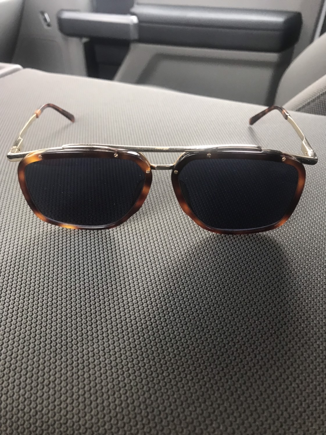 Sunglasses - photo 2