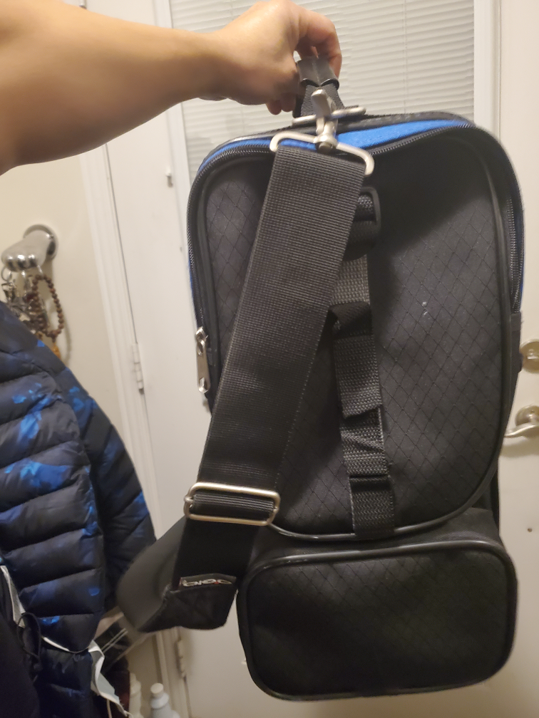 OGIO BAG mint condition image indicator(6)