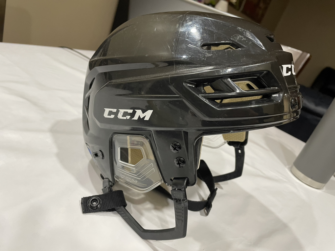 Hockey Helmet - size 6 7/8 to 7 3/8 or 55 to 59 cm - photo 2