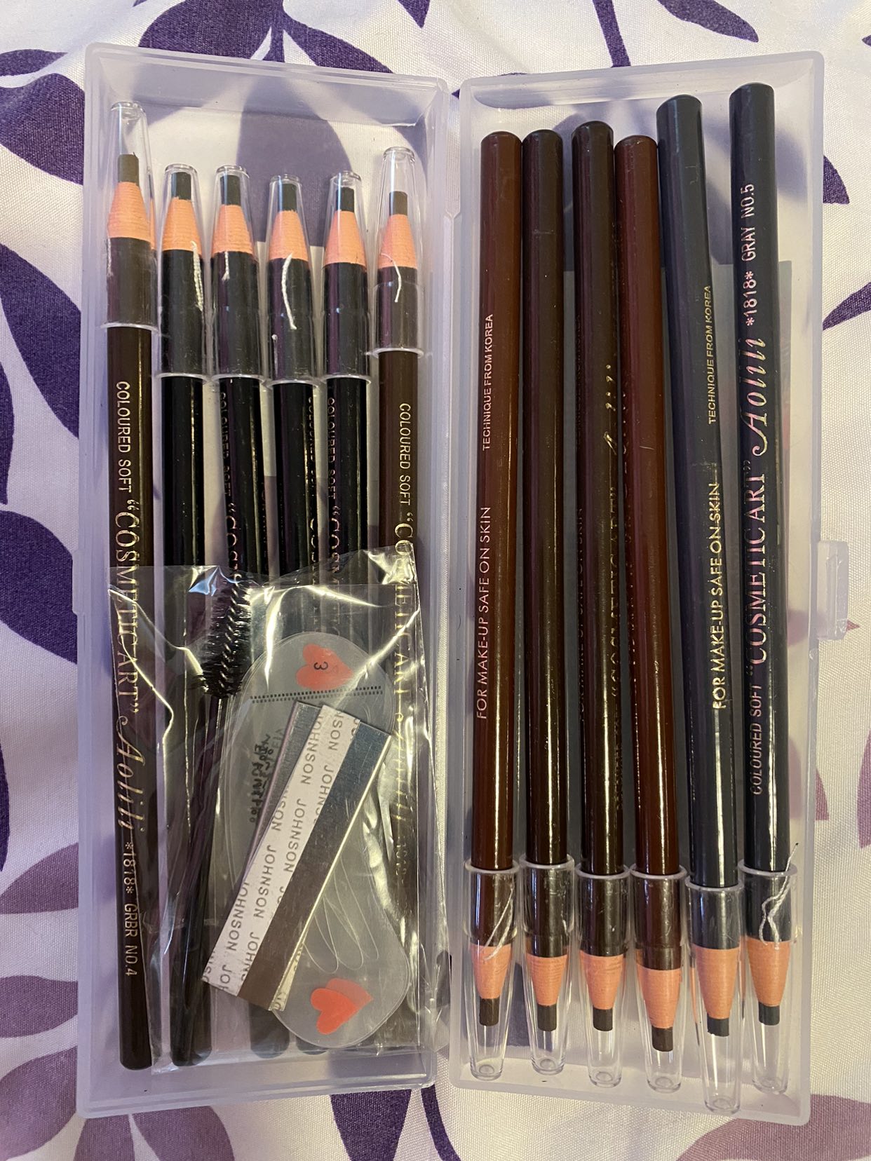 Eyeliners and foundation