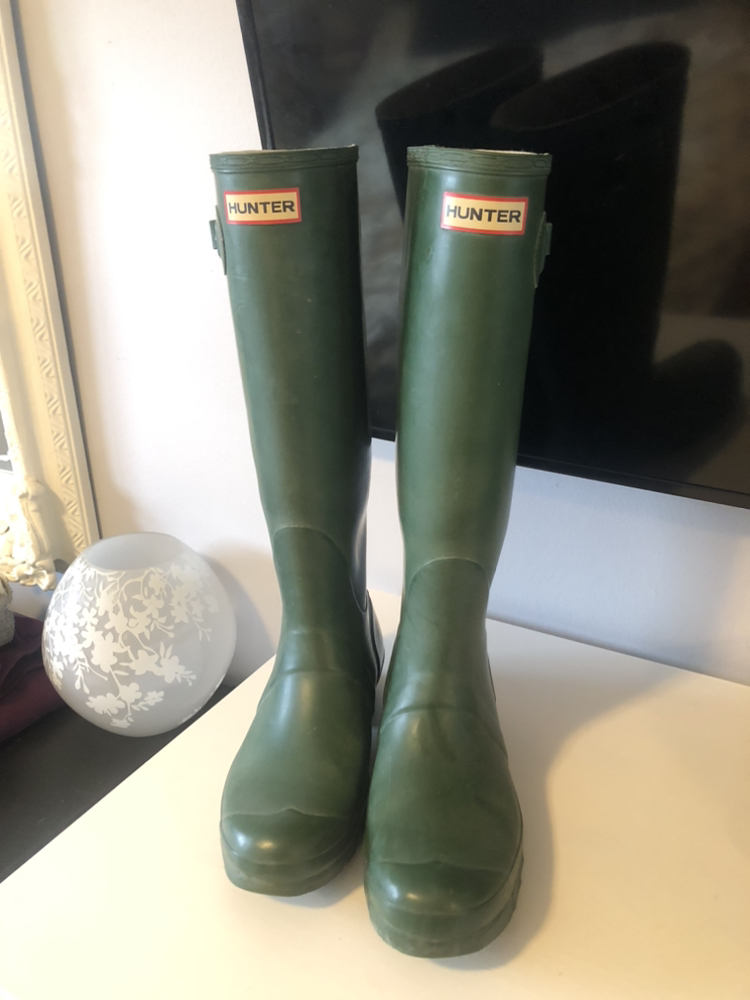 Green Hunter Tall Rain Boots - women’s size 9