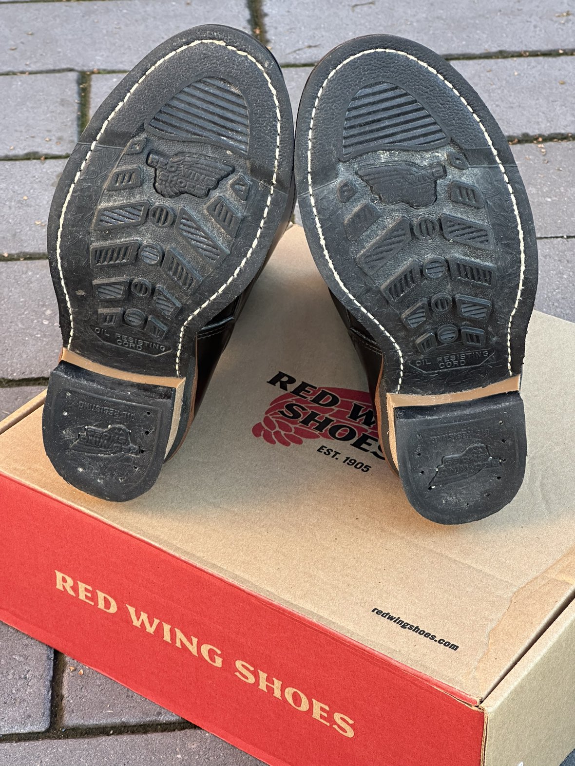 MINT! Redwing 2268 Engineer Steel Toe Boots in Box image indicator(9)