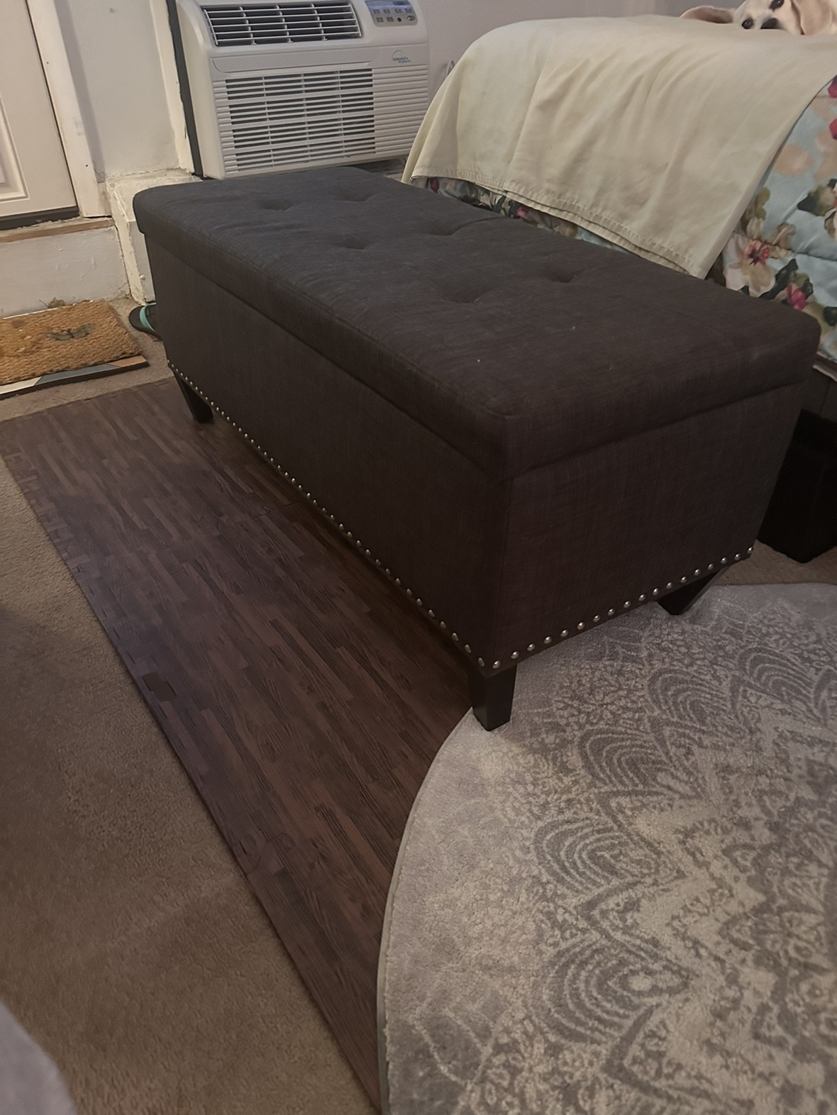Storage bench/ottoman