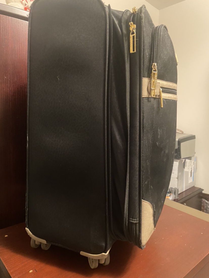 Medium size luggage (Nicole Miller New York) - photo 4