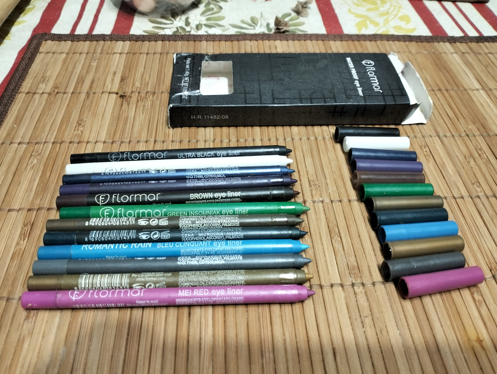 12 PC's colorful eyeliner set thumbnail