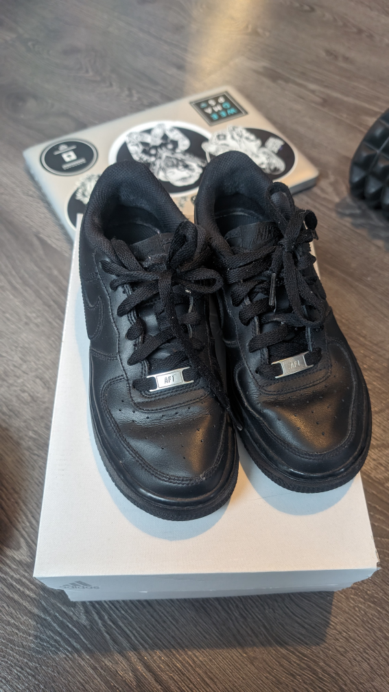 black sneakers Nike air - photo 2