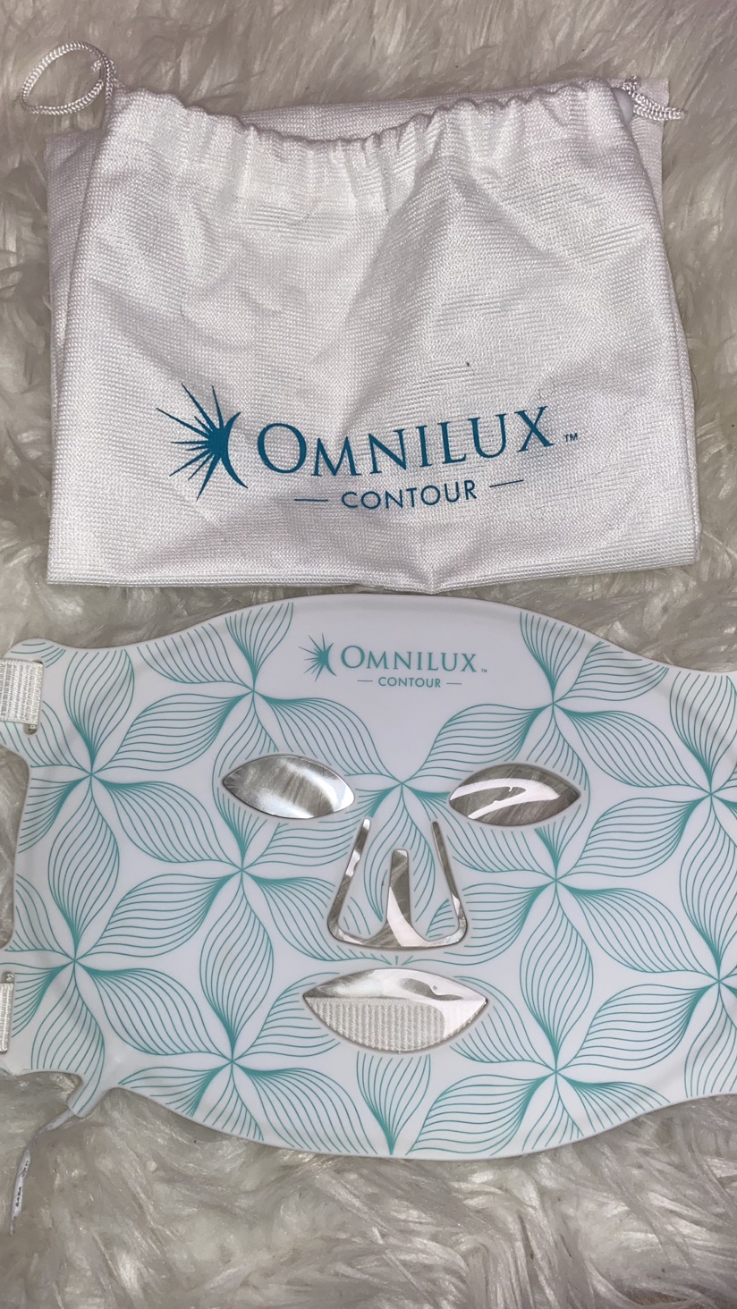 OMNILUX Contour mask (Value $535 CAD) thumbnail