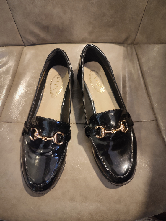 Black Horsebit slip on gloss loafers image indicator(2)