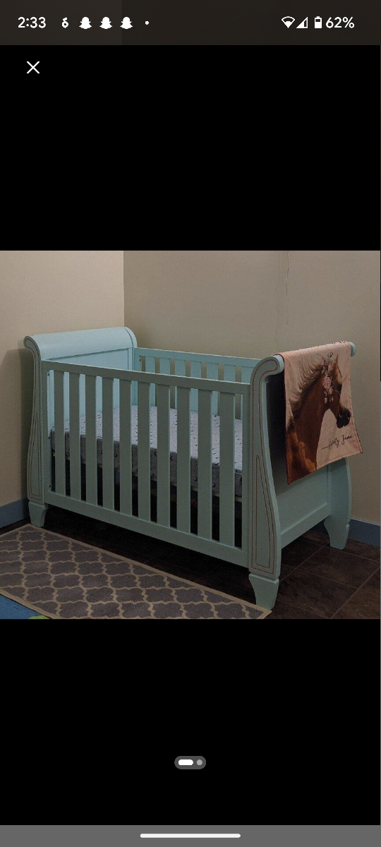 Crib and Change table