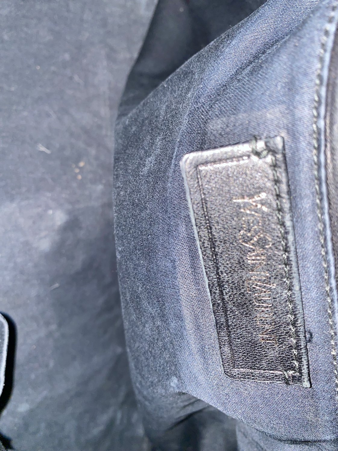 YSL Muse Bag - Patent Leather - Silvertone Hardware image indicator(8)