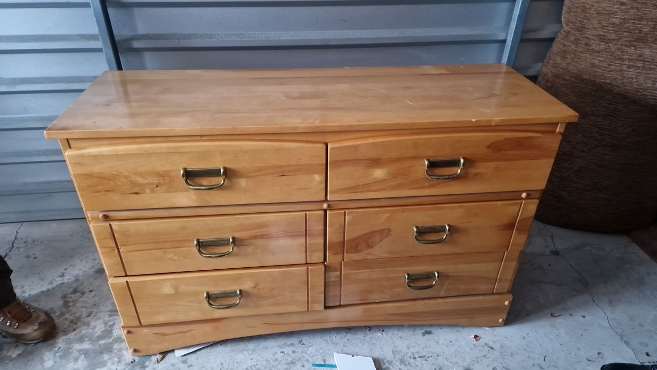 White-cinnamon wooden cabinet