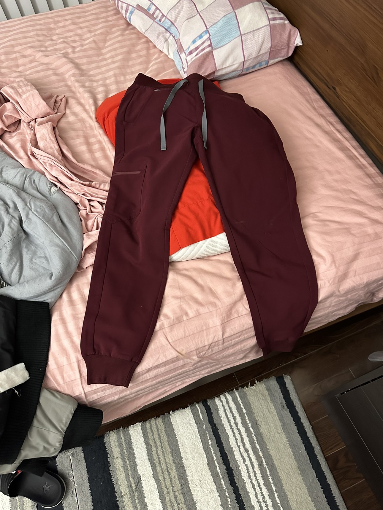 Figs scrubs pants  petite xs thumbnail