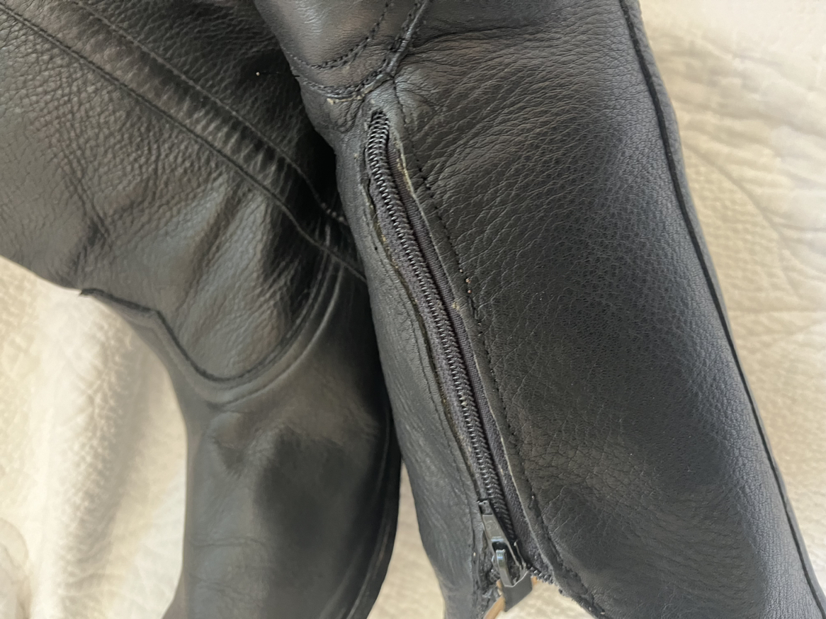 Boulet Unisex Cowboy Boots- size 12 Men’s image indicator(6)