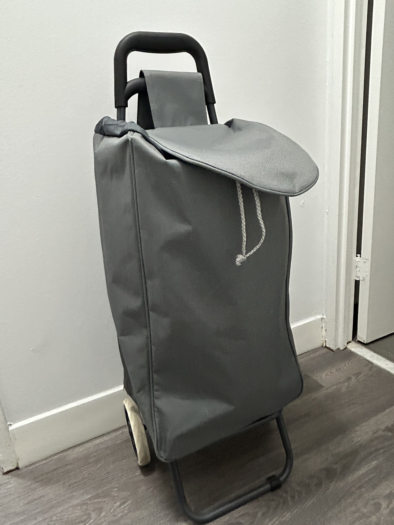 Moving sales: Shopping cart