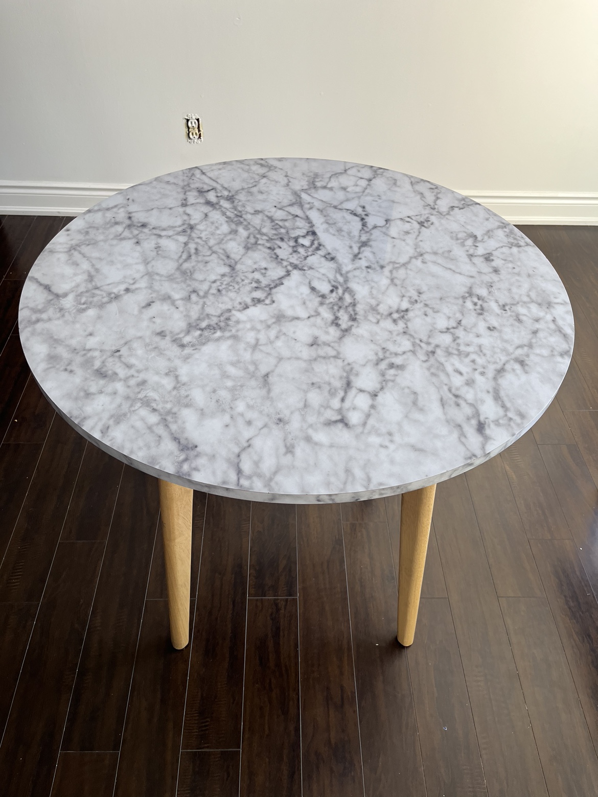 Round Faux Marble Bistro Dining Table with Legs in Wood Finish