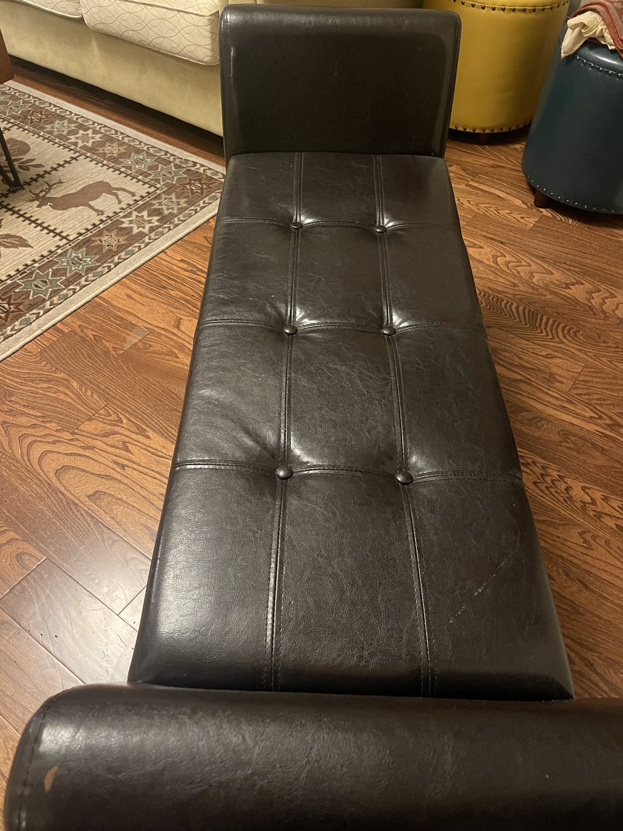 Leather seater with storage. Top condition - photo 5