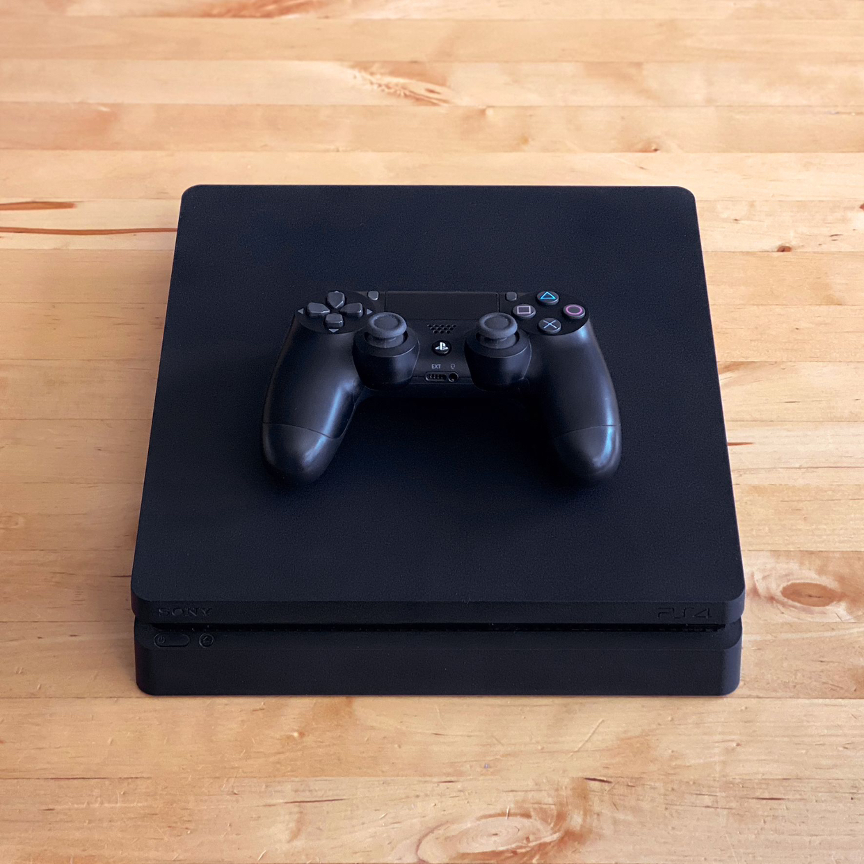 Sony PlayStation 4 PS4 Slim 1TB thumbnail