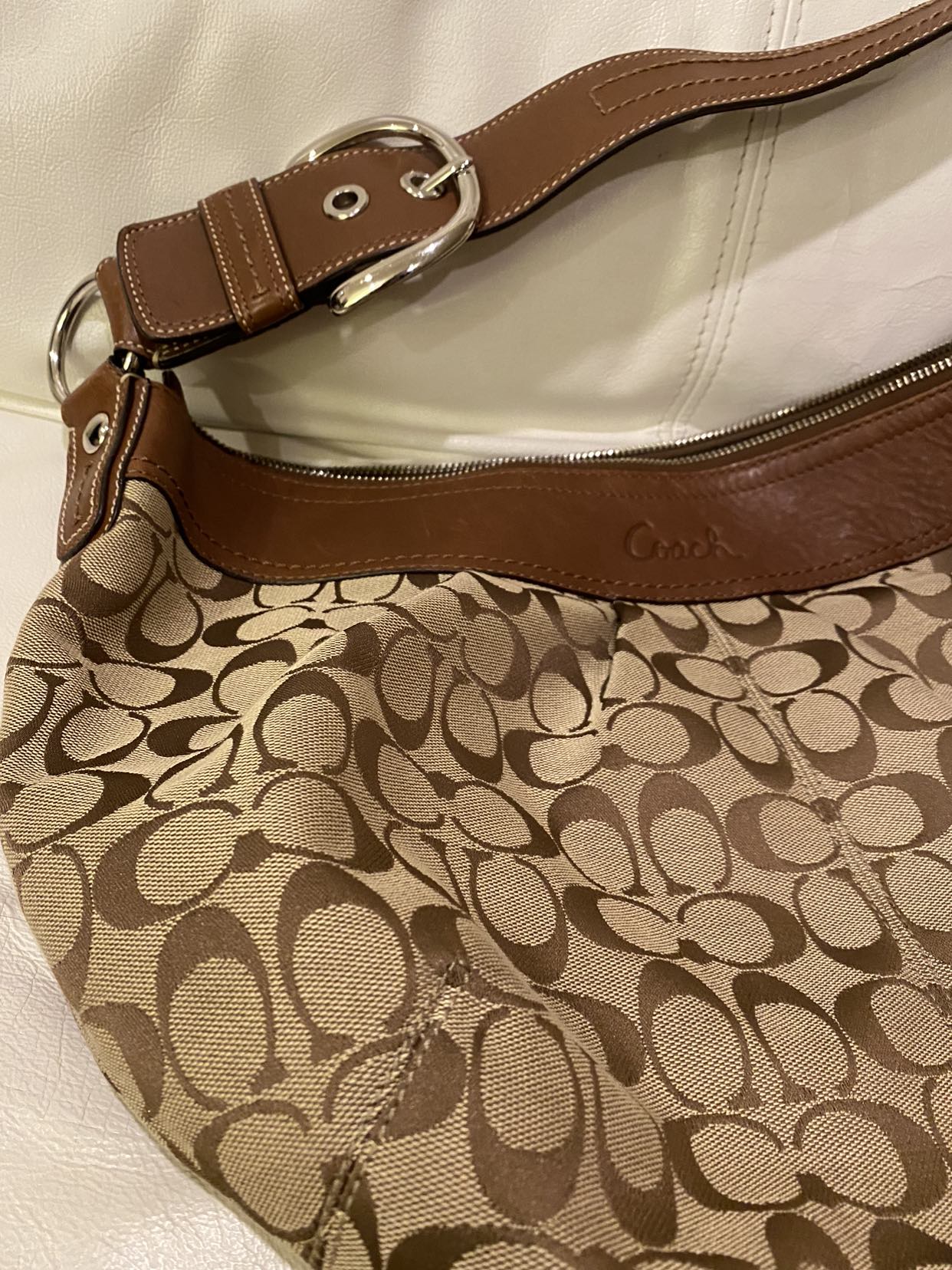 Coach signature jacquard large hobo bag - photo 3