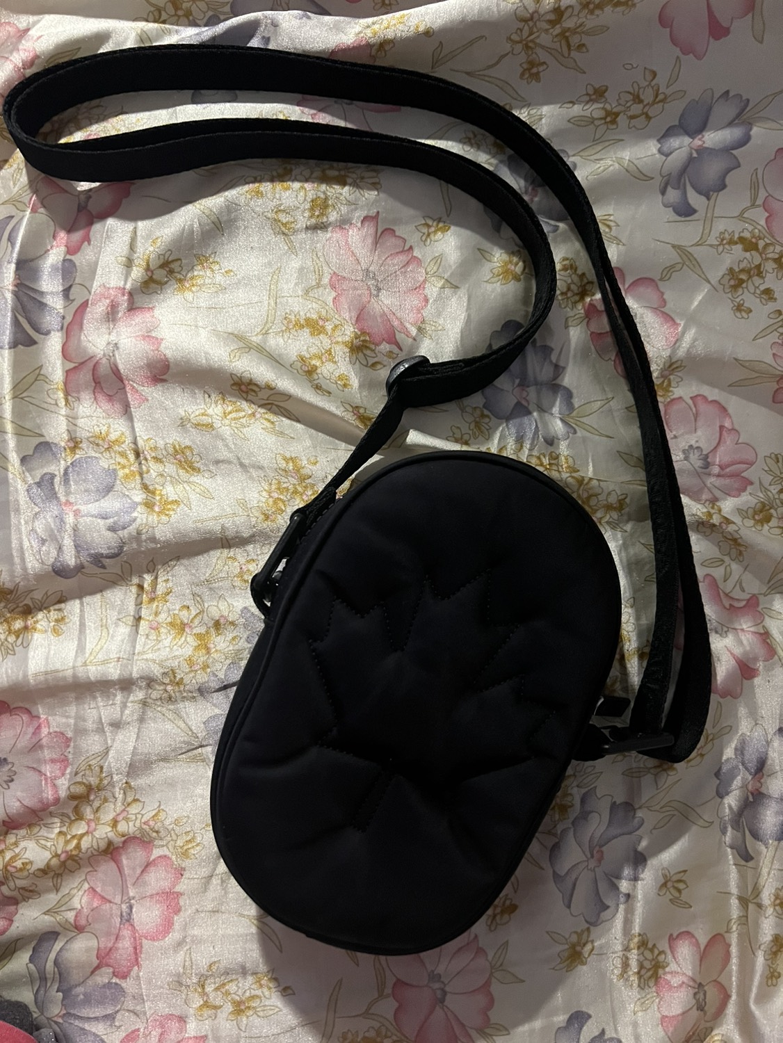 LULULEMON Future Legacy Crossbody bag image indicator(3)