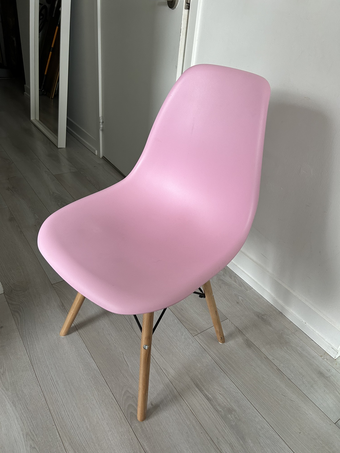 🌸 Pink Eiffel Style Plastic Chair - $40 (Retail: $125) - photo 4