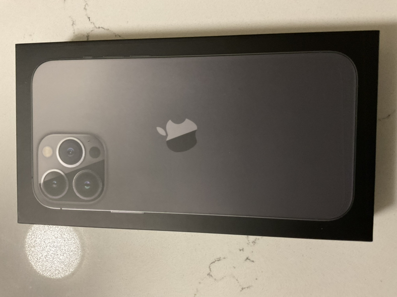 iPhone 13 Pro Max - photo 3