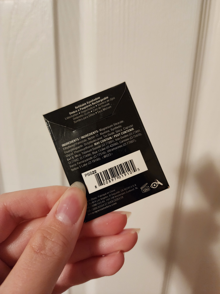 golden glitter eyeshadow ✨️ image indicator(6)