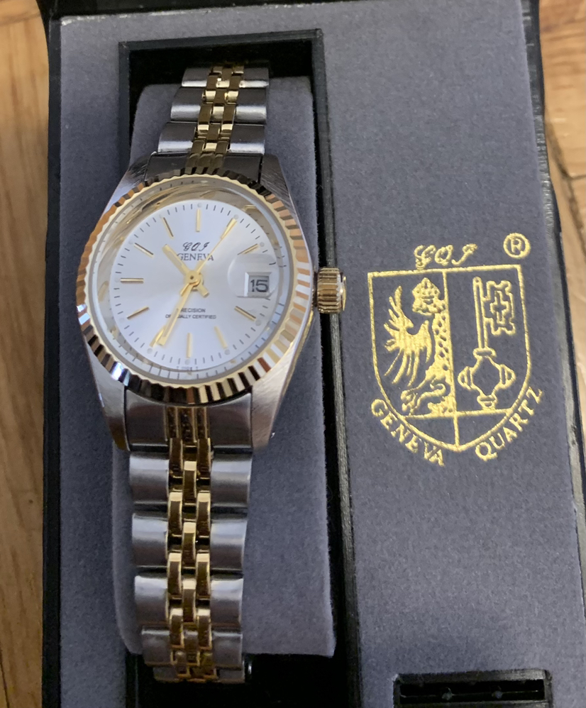 Geneva Quartz women’s watch thumbnail