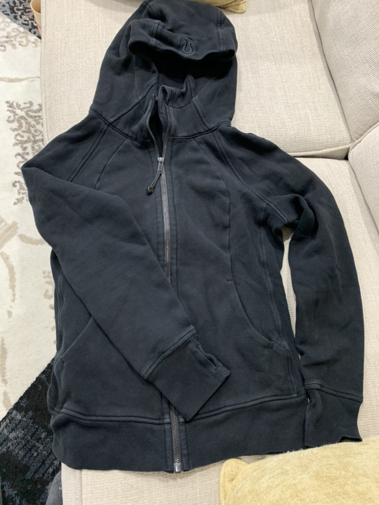 Lululemon medium size zip up sweater