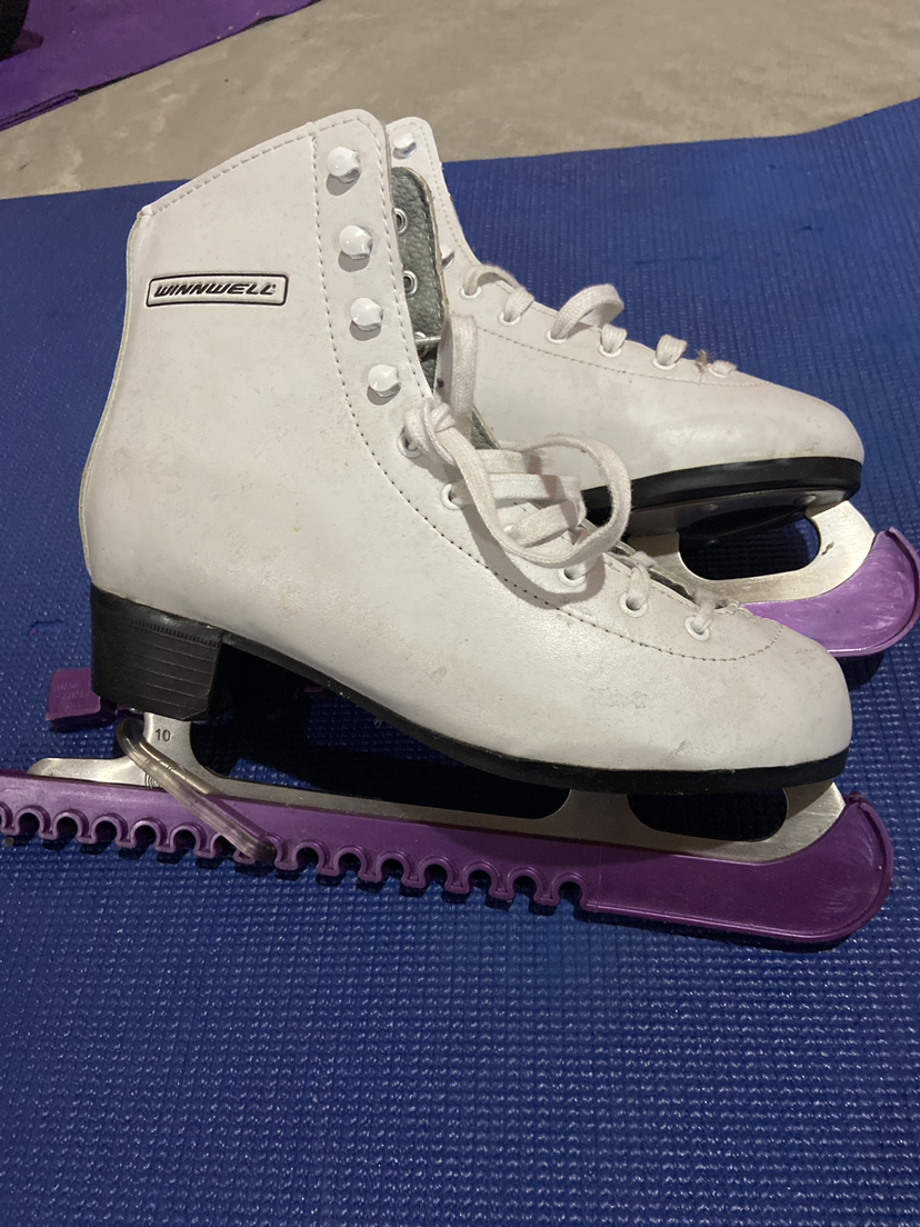 Ladies skates