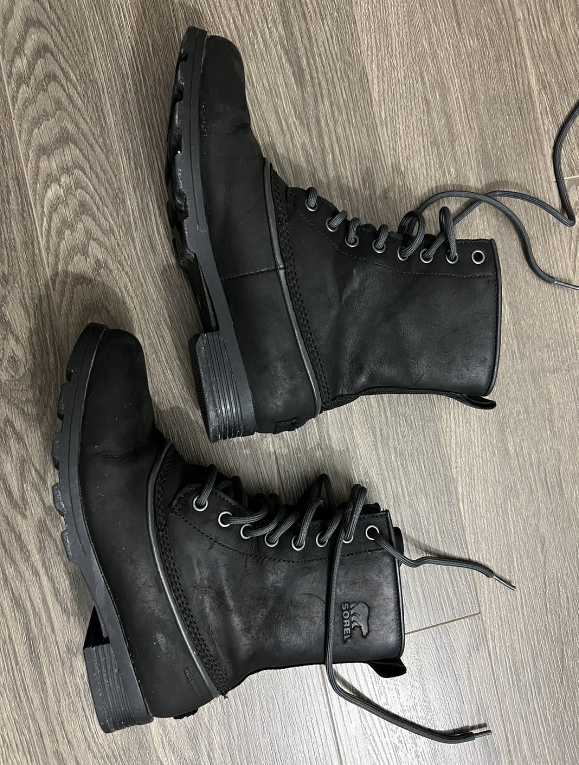 (Moving Sale) Sorel Black Winter Boots thumbnail