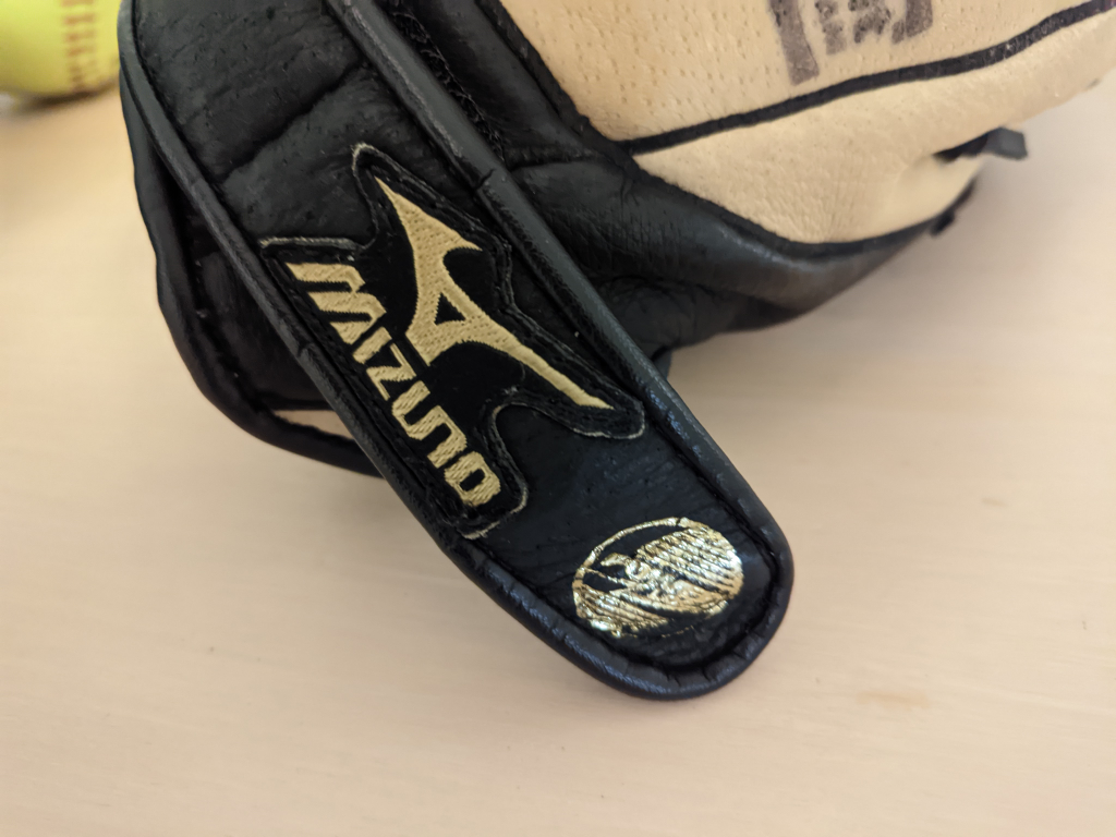 Softball/baseball glove kids 🥕 image indicator(6)