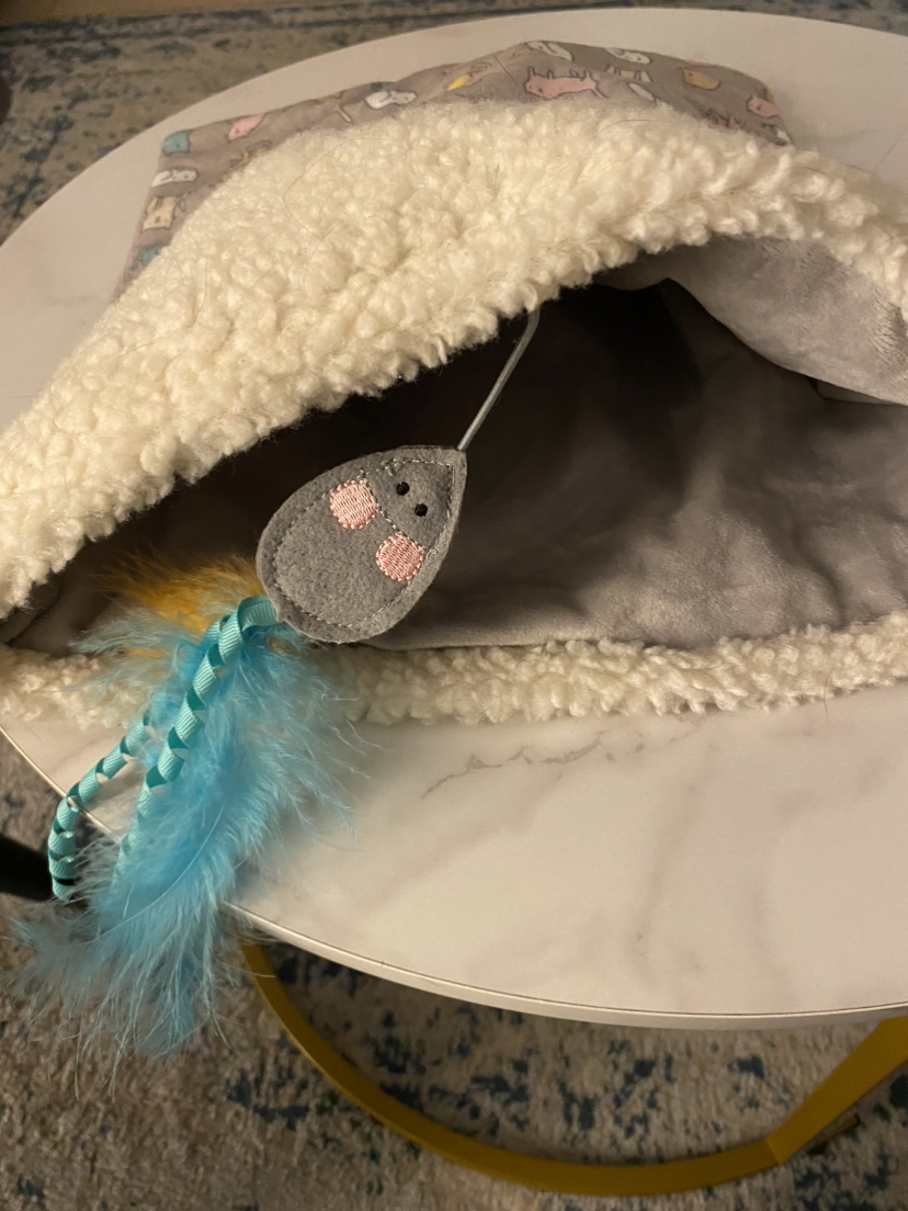 Crinkle sack cat toy image indicator(2)