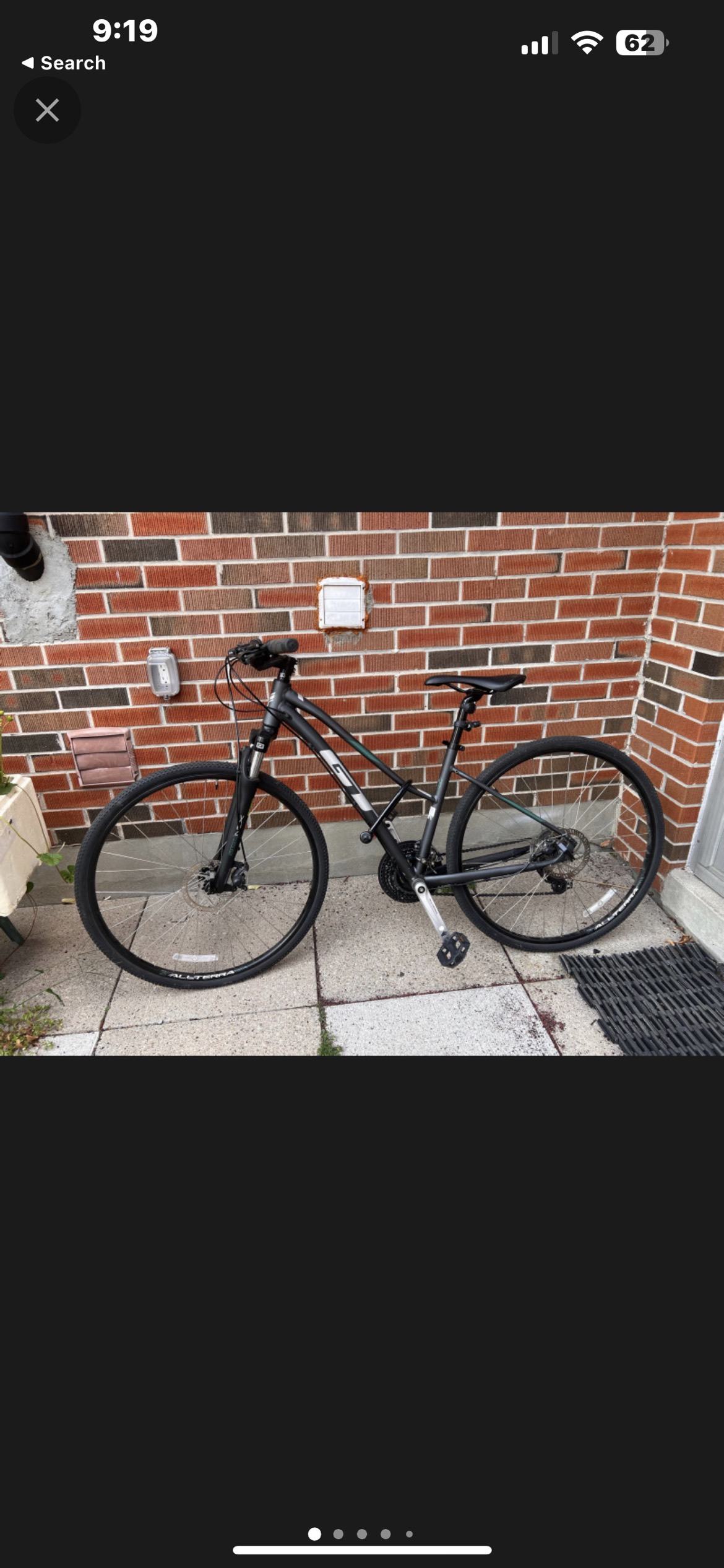 GT Bicycle Hybrid Bike / road bike.