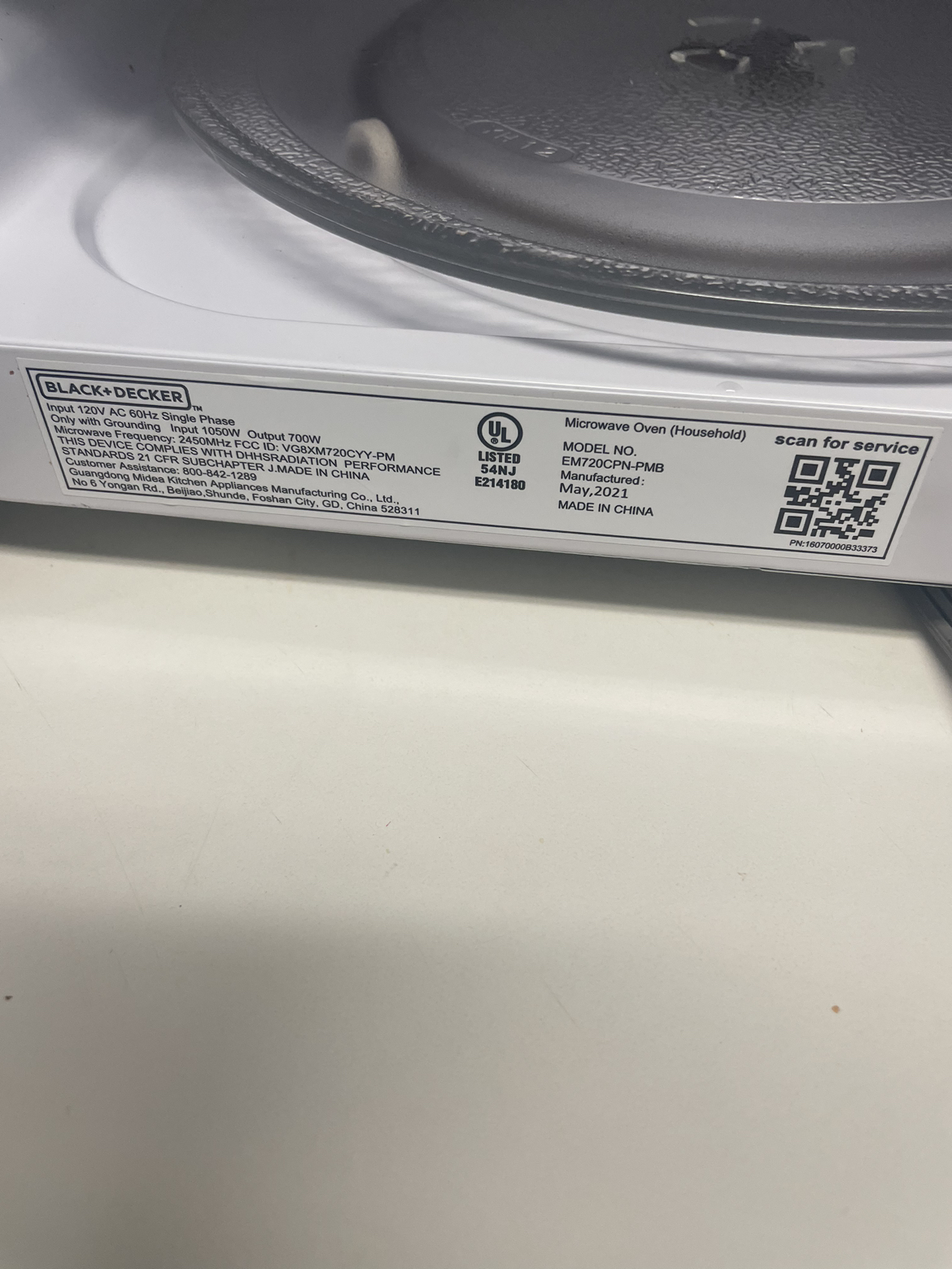 BLACK+DECKER 0.7 cu ft 700W Microwave Oven - Black EM720CPN-P - photo 3