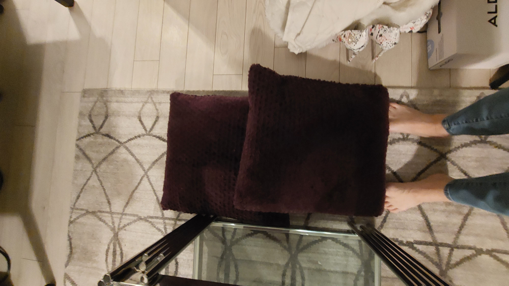 Decorative Pillows to accent all couches - photo 4