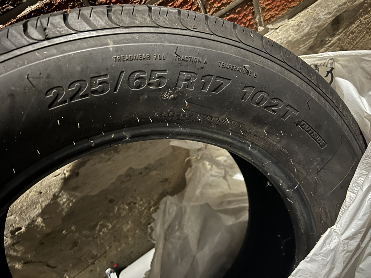 Brand new Kumho tires set - photo 2