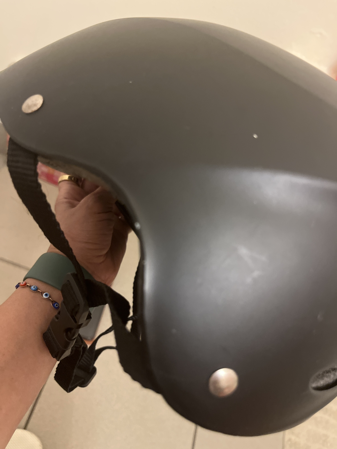 Adult bike helmet image indicator(5)
