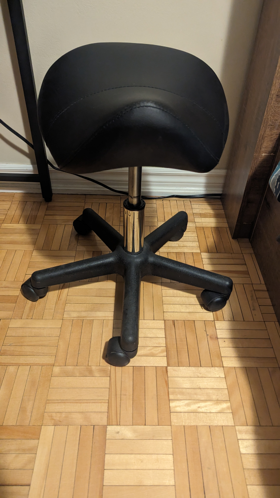 Adjustable Saddle stool