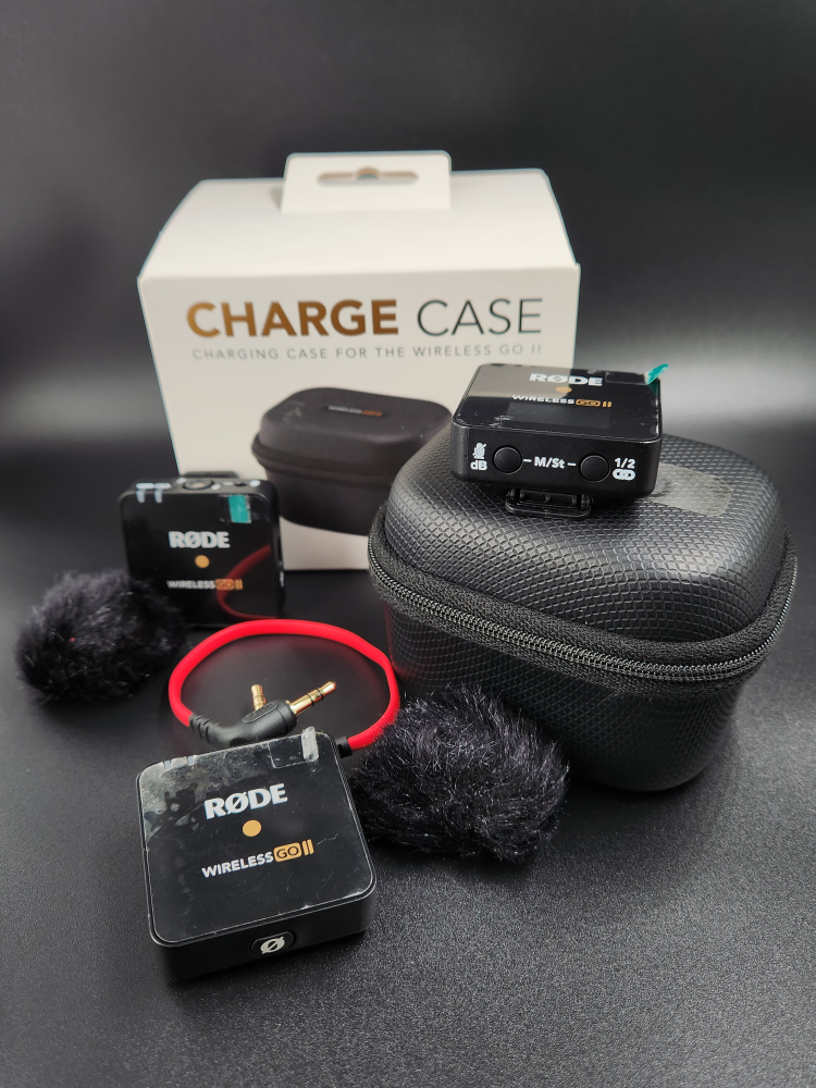 ***FOR SALE*** Rode Wireless GO II Dual Channel Lav Microphones thumbnail