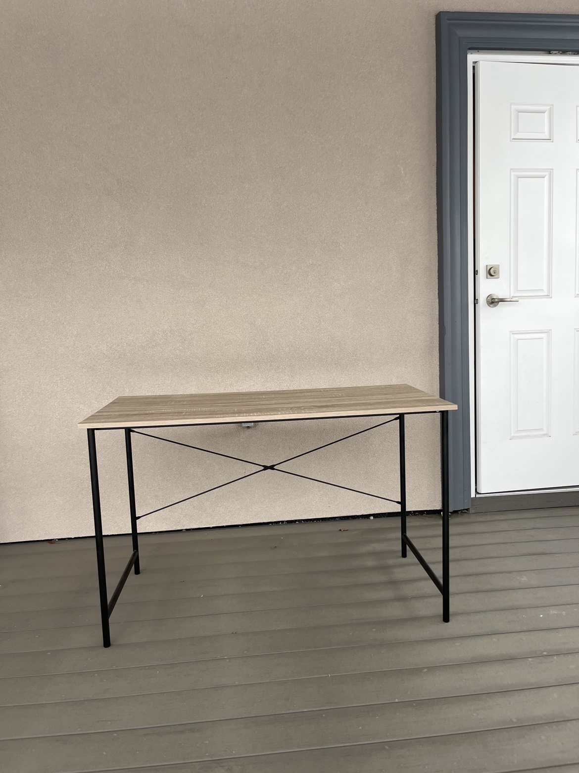 Office desk 90% new