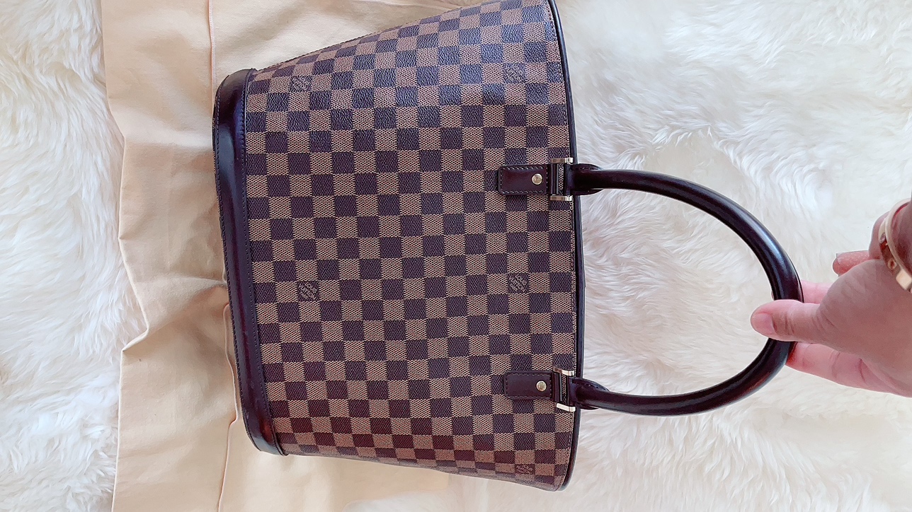 Authentic Louis Vuitton DE Monasque GM image indicator(10)