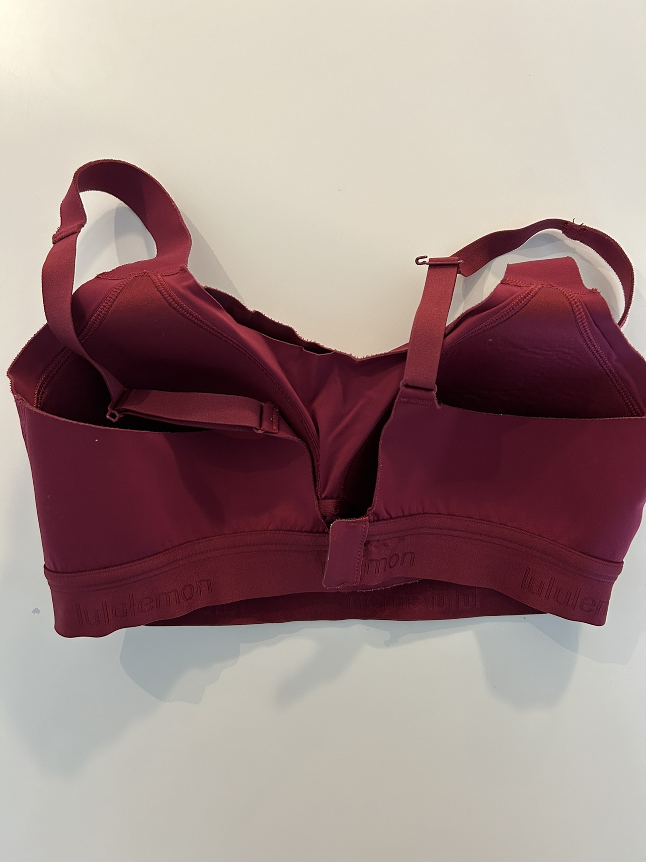 Lululemon Sports Bra image indicator(3)