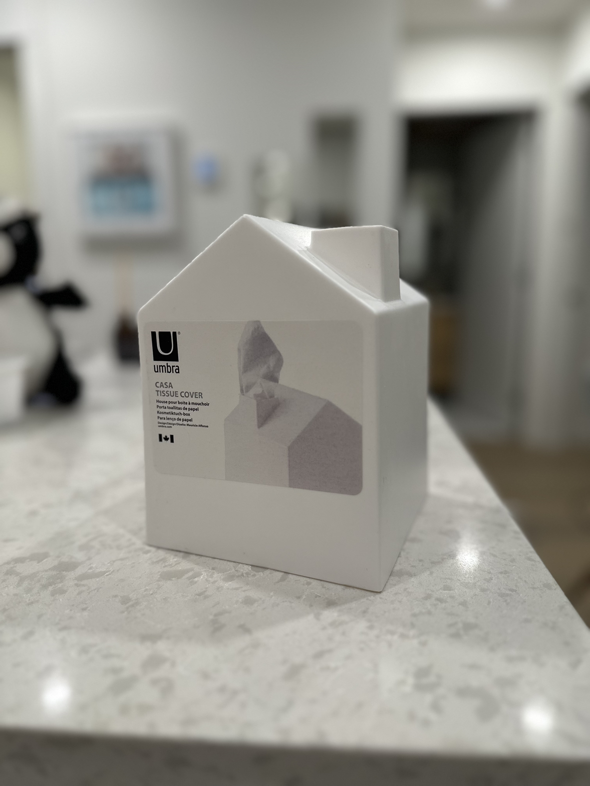 Umbra tissue cover thumbnail