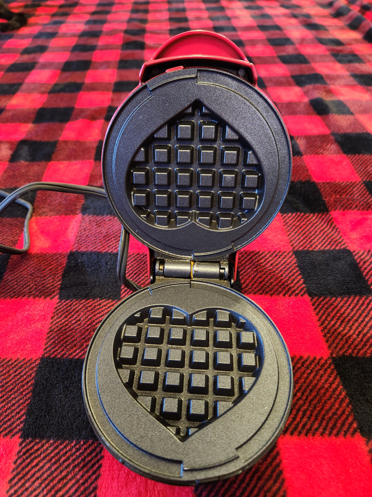 Mini ❤️ Waffle Maker image indicator(2)