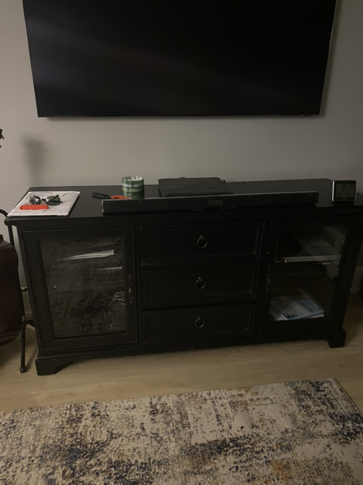 Black entertainment unit