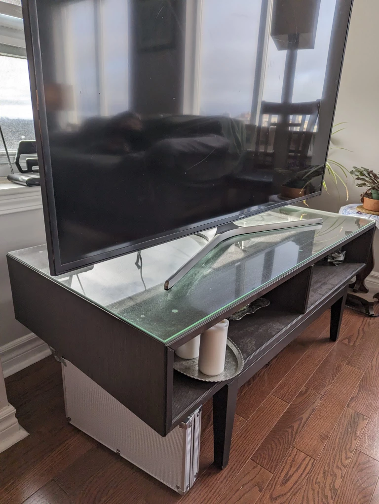 IKEA Glass Top Coffee Table / TV Stand in very good condition - photo 4