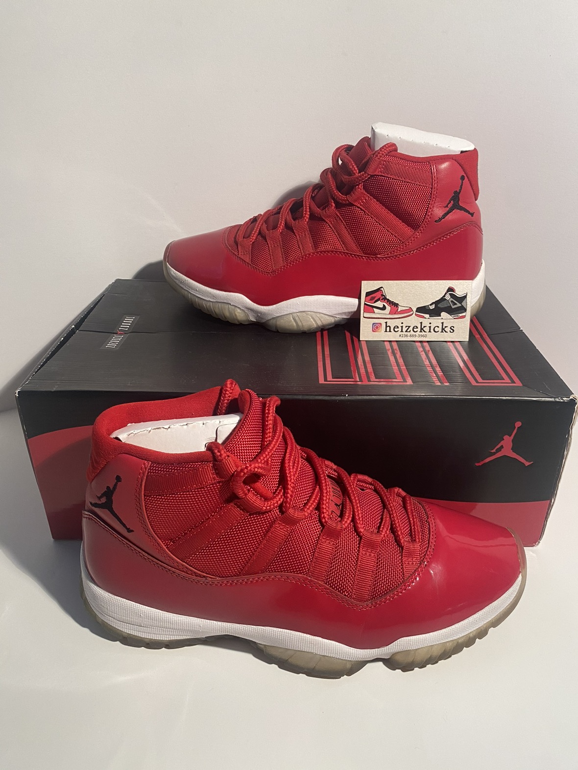 Air Jordan 11 Win Like 96 size 9.5 image indicator(2)