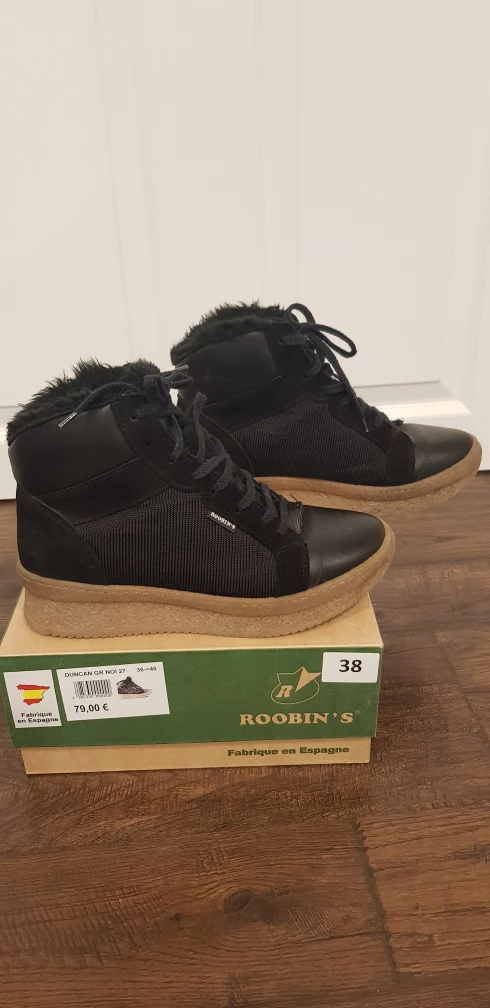 Winter boots